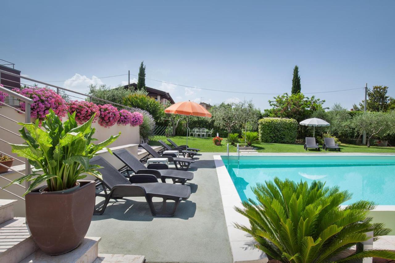 Villa Aurora-Holiday Home Apt 2 バルドリーノ エクステリア 写真