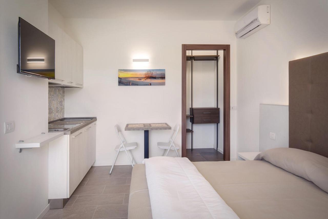 Villa Aurora-Holiday Home Apt 2 バルドリーノ エクステリア 写真